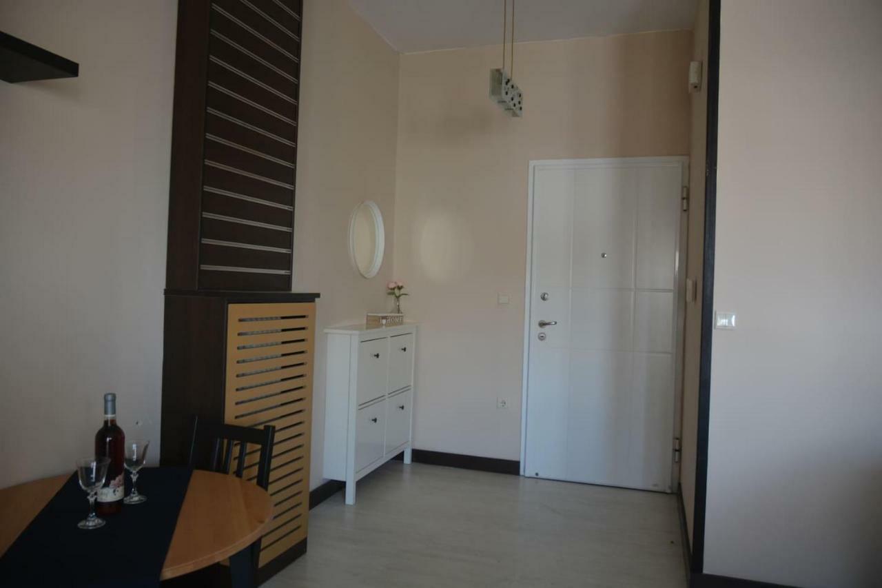 Modern Apartment, 5΄ Walk From Central Metro Station Ateny Zewnętrze zdjęcie